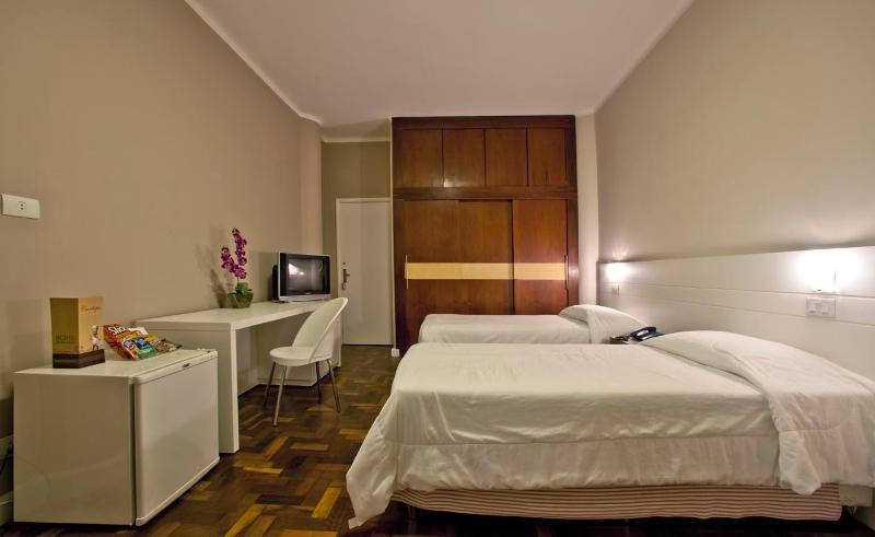 Hotel Centro Europeu Curitiba Kültér fotó
