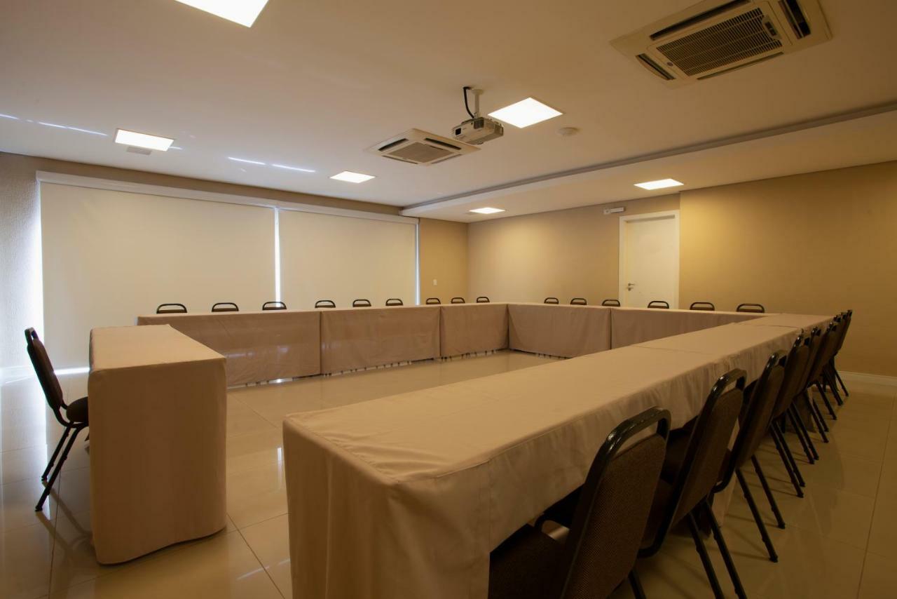 Hotel Centro Europeu Curitiba Kültér fotó
